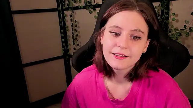 Snapshot of Diana_Flower chatting on 03-25-26, 03:29 Diana Flower online show from 03-25-26, 03:29