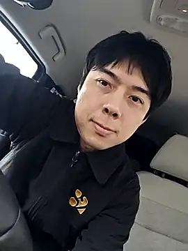 whitebriefboy online show from 03-25-26, 10:38