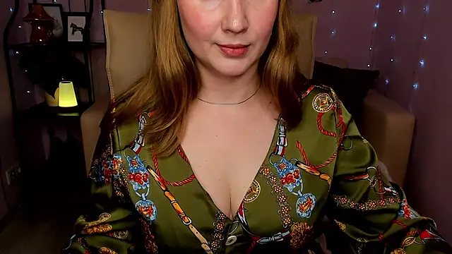 Helens love online show from 02-13-25, 02:23