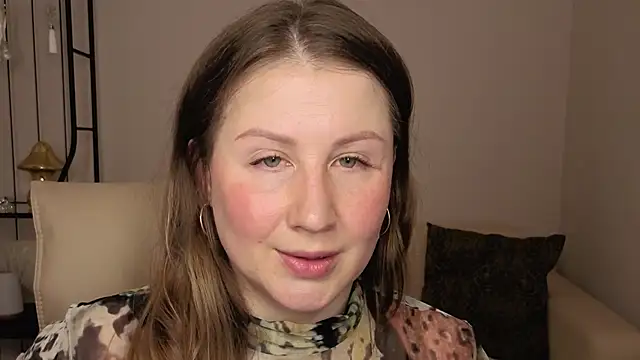 Snapshot of Helens_love chatting on 04-23-26, 02:35 Helens love online show from 04-23-26, 02:35