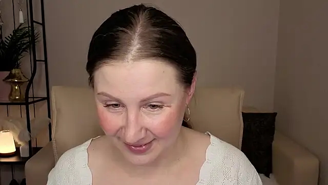 Snapshot of Helens_love chatting on 05-04-26, 09:05 Helens love online show from 05-04-26, 09:05