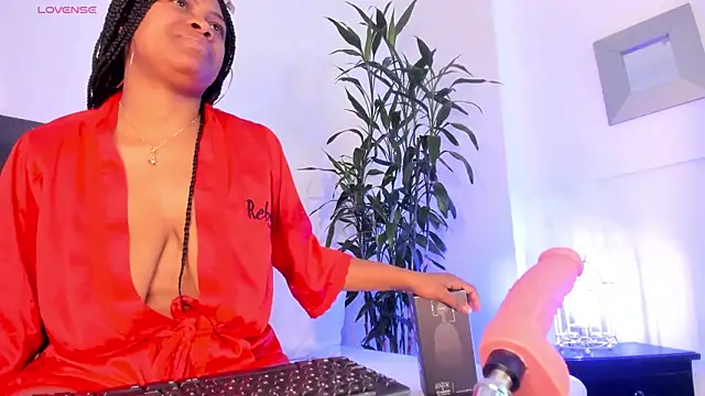 Snapshot of ebony_hot1 chatting on 03-14-25, 02:19 ebony hot1 online show from 03-14-25, 02:19