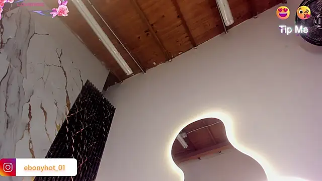 Snapshot of ebony_hot1 chatting on 09-30-25, 02:11 ebony hot1 online show from 09-30-25, 02:11