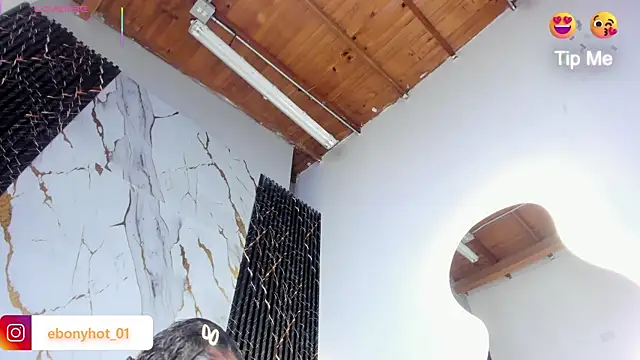 Snapshot of ebony_hot1 chatting on 10-06-25, 03:09 ebony hot1 online show from 10-06-25, 03:09