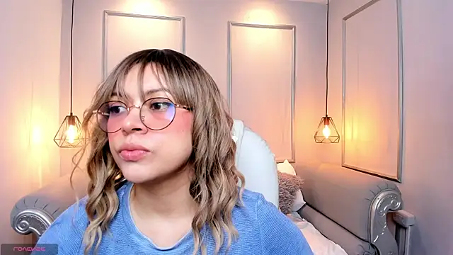 Lanna18 online show from 12-30-24, 11:48