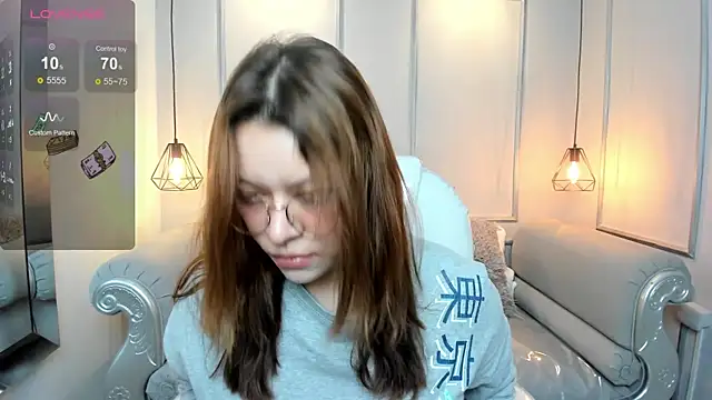 Lanna18 online show from 12-31-24, 11:42