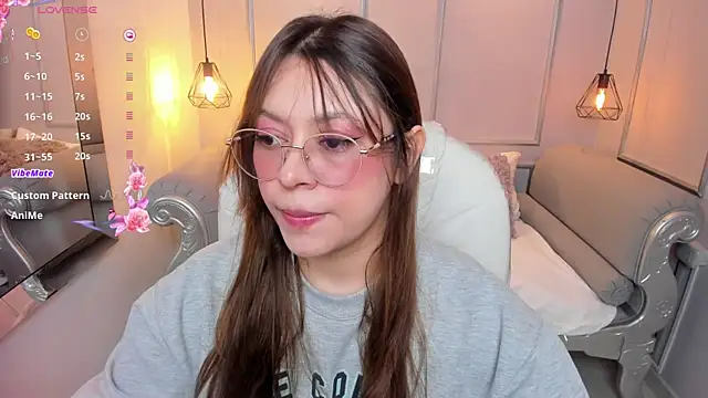 Lanna18 online show from 10-22-25, 11:54