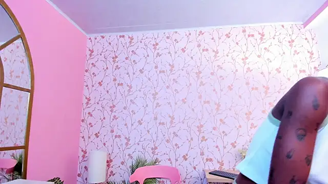 amber-hill online show from 09-15-25, 07:03