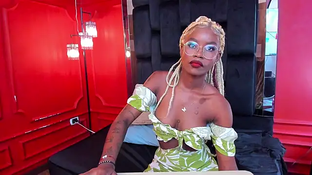 amber-hill online show from 09-26-25, 05:06