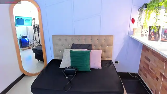 amber-hill online show from 07-07-26, 12:09