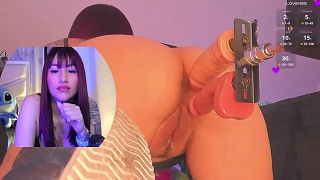 Snapshot of jolee__ chatting on 11-04-25, 02:10 jolee online show from 11-04-25, 02:10