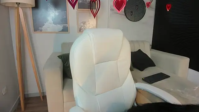 Janne lee online show from 02-08-25, 10:07