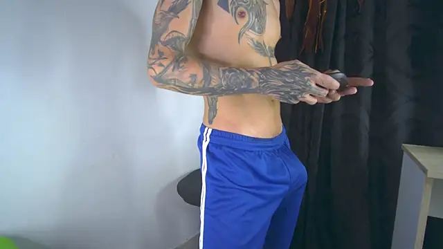 Snapshot of semalas69 chatting on 04-11-26, 02:38 semalas69 online show from 04-11-26, 02:38