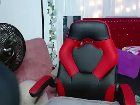 helenca43 online show from 03-01-25, 01:22