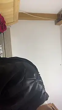 shuai321 online show from 01-10-25, 08:29