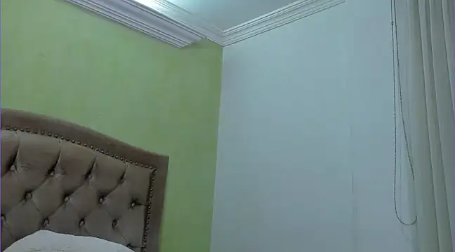 Luciluu20 online show from 01-22-25, 01:10