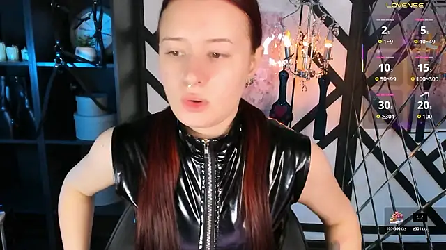 Lily Moonlight online show from 02-06-26, 07:45