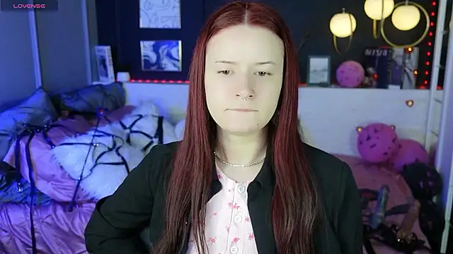 Lily Moonlight online show from 02-20-26, 01:55