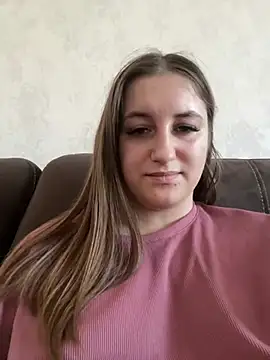 Strawberryyyyik online show from 12-20-24, 10:16