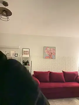 ZoeMesmerize online show from 12-12-24, 03:43