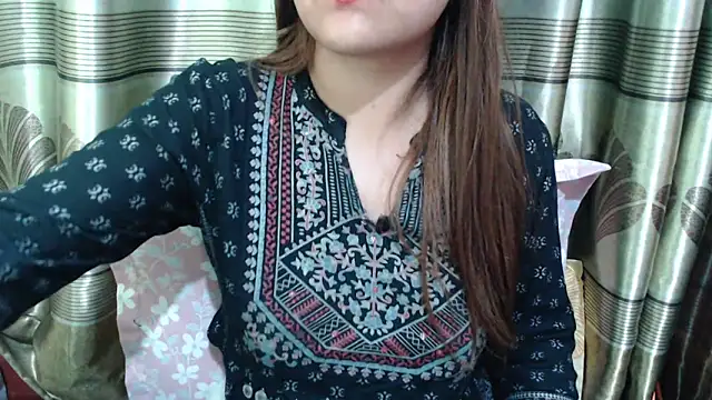 queen angelina online show from 02-22-26, 12:45