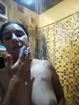 Snapshot of Im_Alma_ chatting on 02-20-26, 08:53 Im Alma online show from 02-20-26, 08:53