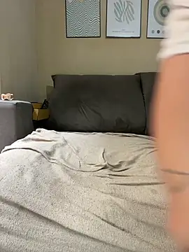 Snapshot of Nathrickkk chatting on 02-13-26, 11:06 Nathrickkk online show from 02-13-26, 11:06