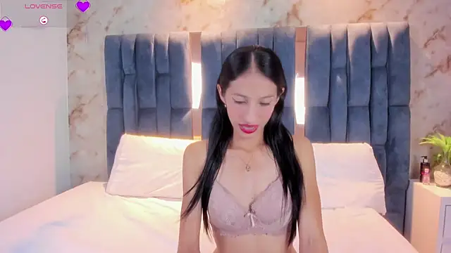 RoseTaylor   online show from 12-11-24, 05:21