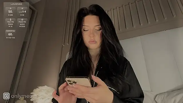 MENNDI online show from 10-07-25, 08:33