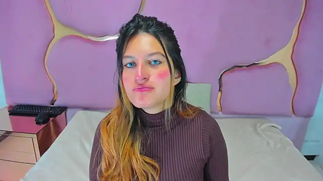 GiaRoussel online show from 01-08-25, 02:14