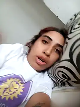 Snapshot of ifeelverywet_andhot chatting on 02-02-25, 07:46 ifeelverywet andhot online show from 02-02-25, 07:46