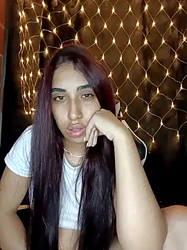 Snapshot of ifeelverywet_andhot chatting on 10-22-25, 04:02 ifeelverywet andhot online show from 10-22-25, 04:02