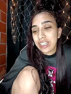 Snapshot of ifeelverywet_andhot chatting on 11-05-25, 06:52 ifeelverywet andhot online show from 11-05-25, 06:52