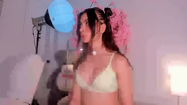 kitty miaa online show from 07-15-26, 02:55