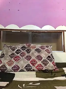Snapshot of Kavya_Karnataka chatting on 02-17-25, 08:30 Kavya Karnataka online show from 02-17-25, 08:30