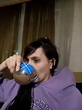 Francenia lolis online show from 01-29-25, 07:00