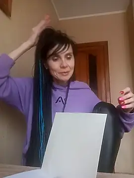 Francenia lolis online show from 11-12-25, 11:54