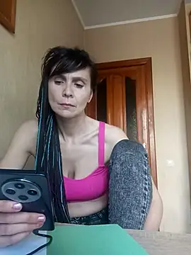 Francenia lolis online show from 06-23-26, 06:55