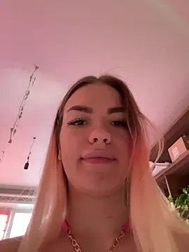 -Sexy Barbie- online show from 12-15-24, 09:24