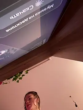 -Sexy Barbie- online show from 01-16-25, 04:28