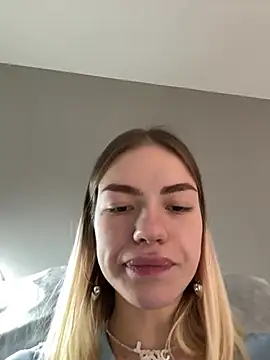 -Sexy Barbie- online show from 02-21-25, 06:40