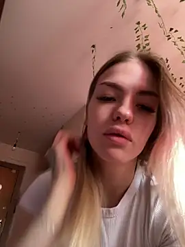 -Sexy Barbie- online show from 02-28-25, 03:59