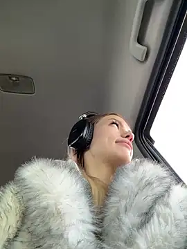 -Sexy Barbie- online show from 02-28-25, 07:15