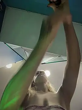 -Sexy Barbie- online show from 05-12-26, 03:58