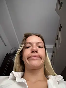 -Sexy Barbie- online show from 05-17-26, 08:01