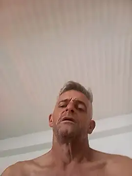 NICJOHNS online show from 12-29-24, 01:49