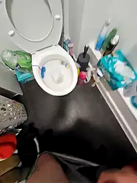 Snapshot of eric69_69 chatting on 12-15-24, 04:59 eric69 69 online show from 12-15-24, 04:59