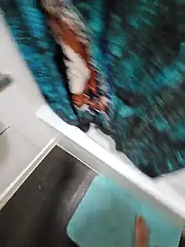 Snapshot of eric69_69 chatting on 03-11-25, 03:45 eric69 69 online show from 03-11-25, 03:45