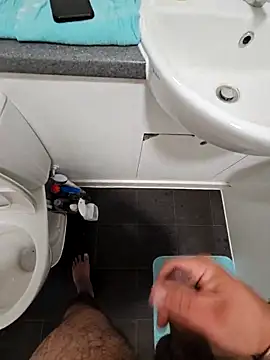 Snapshot of eric69_69 chatting on 10-06-25, 02:47 eric69 69 online show from 10-06-25, 02:47