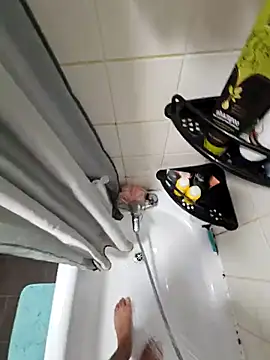 Snapshot of eric69_69 chatting on 10-18-25, 11:16 eric69 69 online show from 10-18-25, 11:16